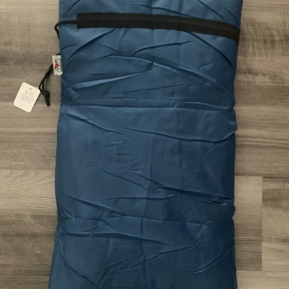 Waterproof Blue Faucet Cover Sock - Picture 6 of 6